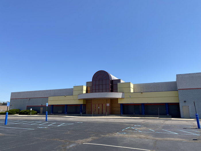 Taylor 10 - May 8 2022 (newer photo)